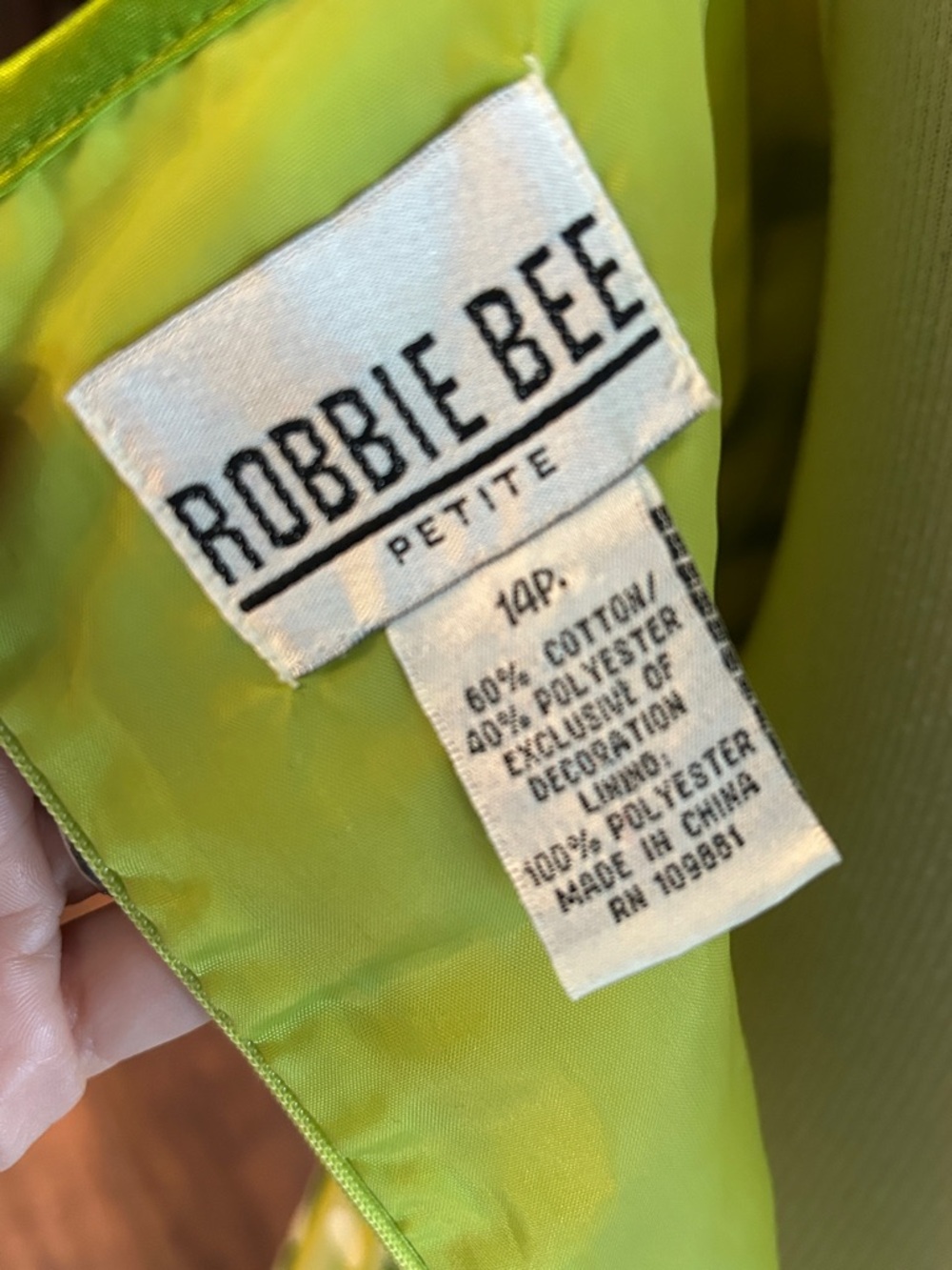 1980’s Robbie Bee Sz 14 Lime Green Polka Dot V-Neck Fit & Flare Dress - Picture 5 of 5